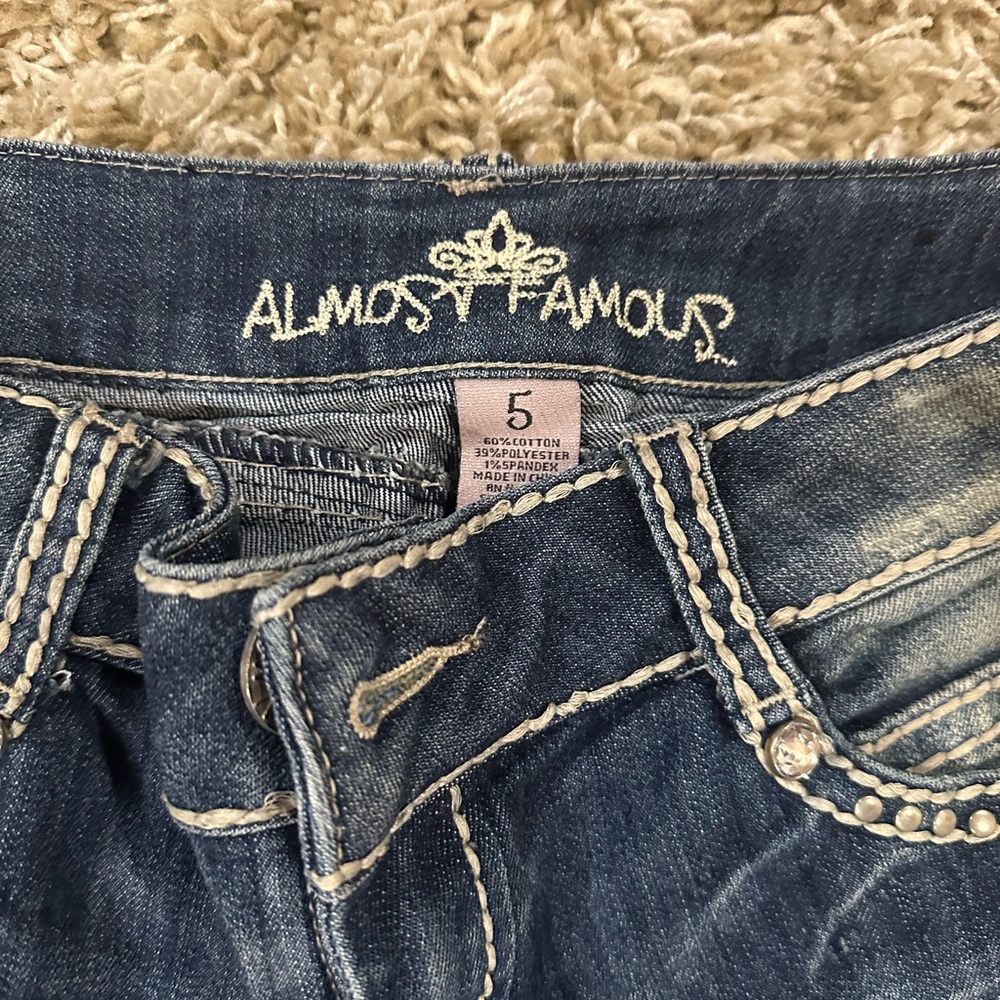 Almost Famous Ankle length jean